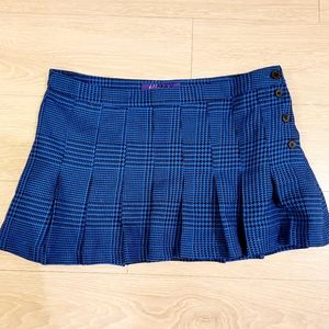 Miley Cyrus Max Azria plaid "Clueless" skirt